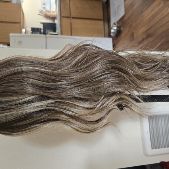 Willow Luxe CSC Chelsey Smith Wig Crown - Picture 3 of 6